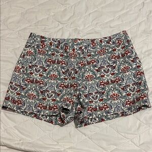 LOFT Floral Print Shorts – Size 6 – Summer Casual